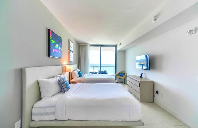 Luxury Beachfront Condos in Hollywood - Foto 11