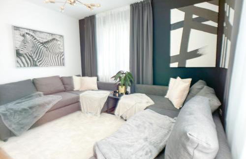 M-Style 02 Apartment mit Balkon 24h Self-Check-In, Free Parking, Netflix - Foto 12