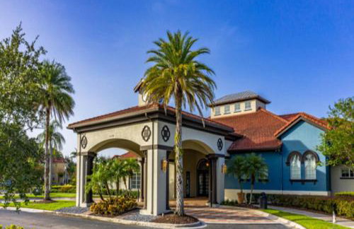 Family Nest 4-Bedroom Home Near Disney World - Photo 63