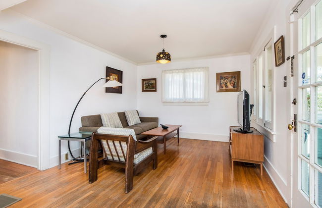 Charming 2 Bedroom Bungalow in Silver Lake - Foto 13