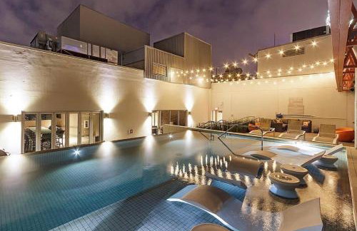 Luxury 17th Floor Downtown Dallas High-Rise with Free Parking, City Views, Pool & Gym - Foto 21