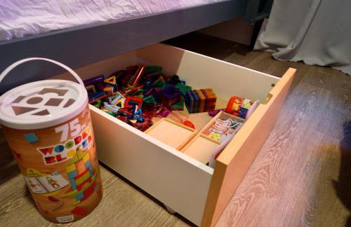 Private Family Friendly Guest Home - Photo 30