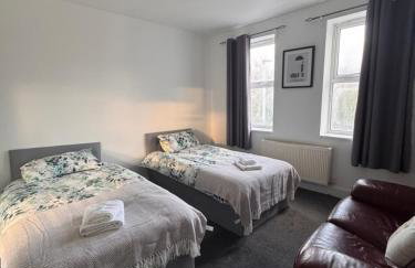 NextDoor Morden - Photo 7