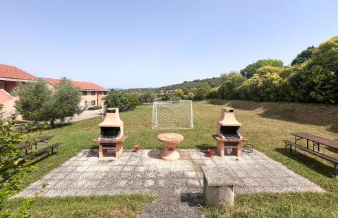 Stunning Apartment In San Feliciano - Foto 30