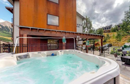 Mountain Getaway - Photo 20