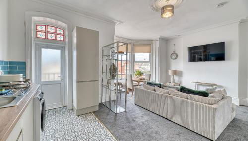 Fairhaven View by Guestz - Photo 5