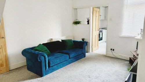 Wordsworth House by Sapphire Properties -Near to BAE Systems - Photo 4