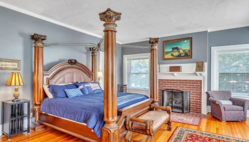 Massive 5 bedroom downtown - Photo 2
