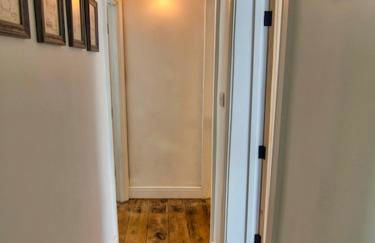 Knocker Cottage is a 3 bedroom made up of 1 double bedroom and 2 small double bedrooms in small village 10 min to beaches - Foto 30