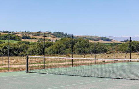 Rookley Farm Lodge Charming Manor Pool House with Heated Pool, Tennis Court & Gardens - Isle of Wight Rural Countryside Escape - Foto 28