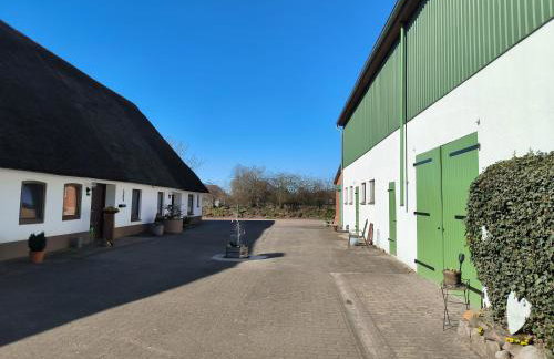 Huber - gemütliche FeWo mit Terrasse und Garten auf dem Lande - Foto 13