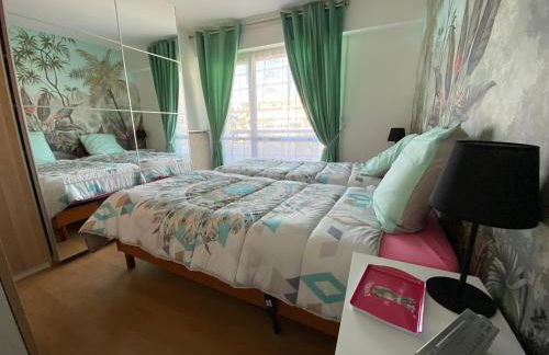 Le Mun,3 étoiles-T2-60m2-balcon-parking-wifi-linge-produits-face à la gerdarmerie-vue cathedrale - Foto 16