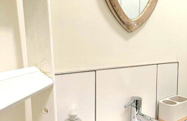 Charming Terrace Home in Whitchurch - Foto 23