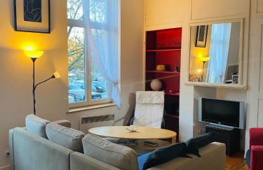 Appartement T2 sur la place du marché de Wazemmes - Foto 1