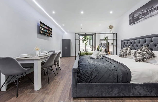 Huge Cosy Studio Family Sleeps 4 North West London - Foto 24