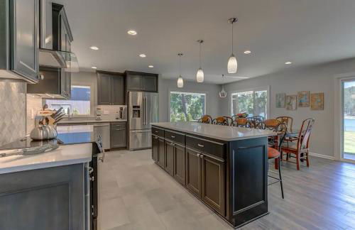 Welk Manor Private Waterfront Retreat on the Spokane River - Foto 10