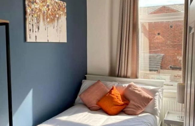 3 Bedroom House Close to M6 & M55 - Foto 9