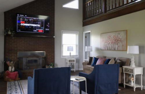 Serenity with Mountain Views 3BR Deckside Views - Foto 27