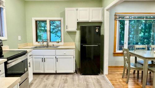 Cayuga lake cottage with private lake access - Foto 5, stove