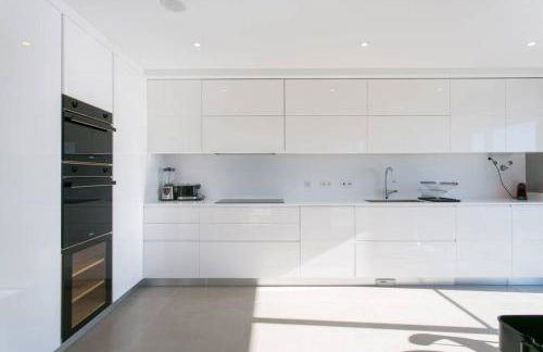 Luxury 4 bedr Flat w/ PANORAMIC Views & Pool!! - Foto 21