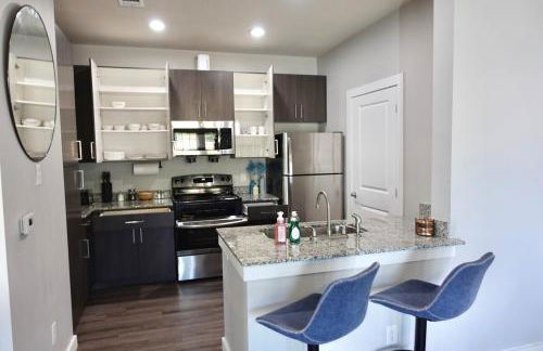 Trenton Sky Suite, Comfort, Pool, Gym, Gated Access - Photo 23