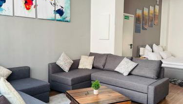 Big, comfortable, 11min Central Station, 14 people - Foto 1