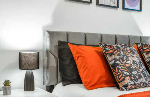 Potters Bar 2 Bed Apartment - Free Parking - Private Bathroom - Long Stay Ideal for Contractors - Foto 9