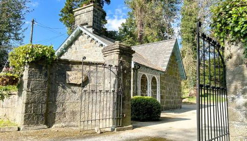 Bettws Hall Accommodation - Photo 3