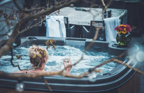 Beach House Pods - Photo 2