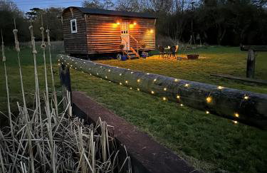 Mountbatten Shepherds hut & Buckhurst Shepherds hut - Photo 58