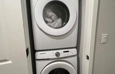 Modern 2BR 2BA Apartment with rooftop in Brewerytown - Foto 12