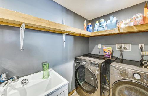 Game Room, Pool! Family Home 25 Mi to Disneyland - Foto 22