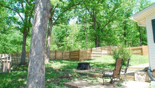 Farmhouse Retreat - Sleeps 10 - 1hr from STL - Foto 2
