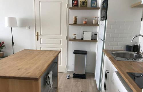 Charmant appartement ensoleillé-Terrasse - PARKING Gratuit - Isle sur la Sorgue - Photo 9