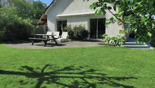 La Maison de vacances du Doux Verger à Saint Lunaire - Foto 5, Garden, sunbed, Garden view