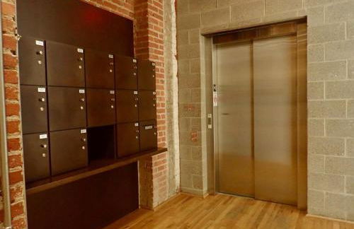 Bright Downtown Asheville Apt with Balcony, Walk Everywhere - Foto 13