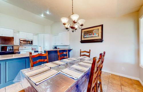 Hike, Golf and Explore Driggs Home with Patio and Grill - Foto 9