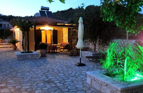 Estia Holiday - Foto 12