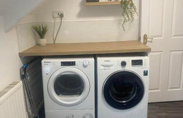 The Penthouse at Percy House Pet Friendly 2 Bedroom Apartment in Porthcawl Sleeps 4 people Located in the town centre - Foto 26