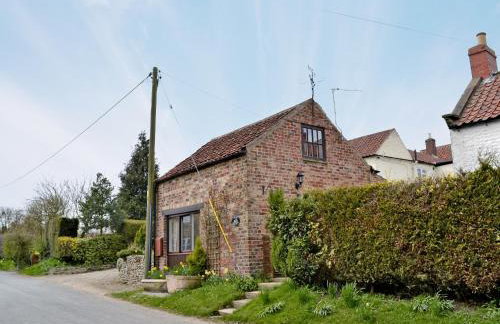 The Old Coach House - Photo 1