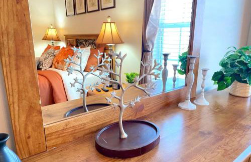 Spacious & comfy home in ultra-convenient location 2025 Traveller Award Winner - Foto 13