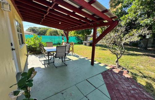 Fort Lauderdale Gem Private Yard and Patio - Foto 17