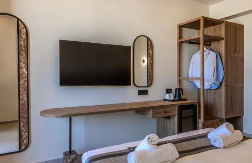 Stella Maria Hotel & Suites - Photo 54