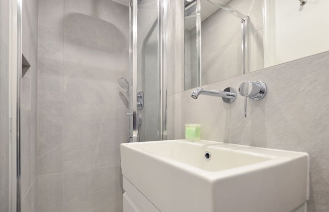 Shepherds Bush Green Serviced Apartments by Concept Apartments - Photo 39