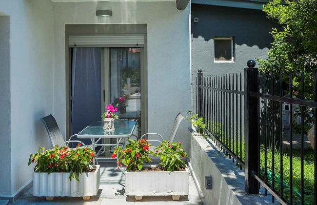 Nymphes Deluxe Accommodation - Photo 42