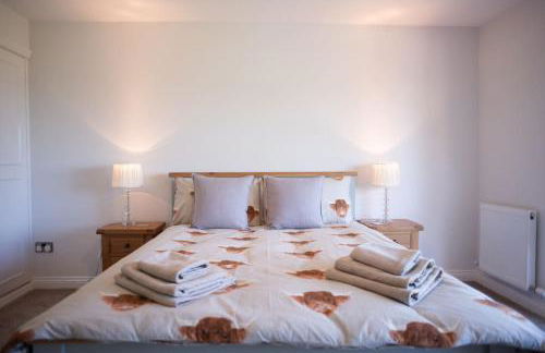 Country Crabtree Bungalow with large wild garden - Photo 9