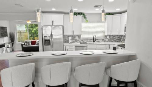 Stadium Sunflower Miramar home, 3 bd, 2 ba - Foto 4