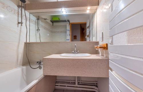 Bright Cocoon With Balcony And View On The Valley - Foto 9