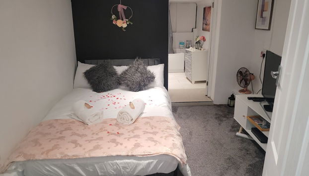 Hidden Treasure-Netflix and Wi-Fi-Basement flat - Foto 2, Profilbild