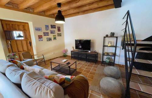 Encuentra el norte en la "Casa del buen camino" - Foto 6